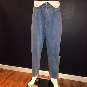 BDG High waisted jeans